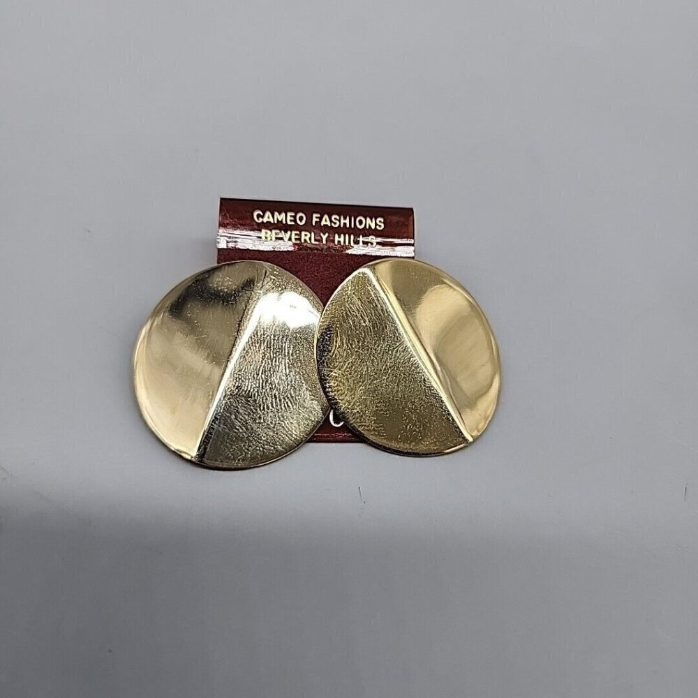 Cameo Fashions Beverly Hills Gold Tone Earnings Vintage Pierced Round NEW